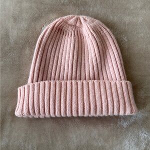 Baby Pink Brandy Melville Ski beanie hat!🩰🎀